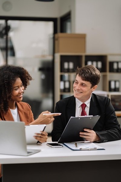 Lawyers and Legal Professionals in UAE